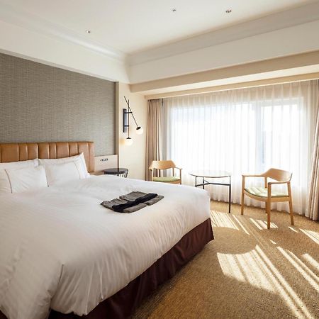 Kobe Bay Sheraton Hotel & Towers Екстериор снимка