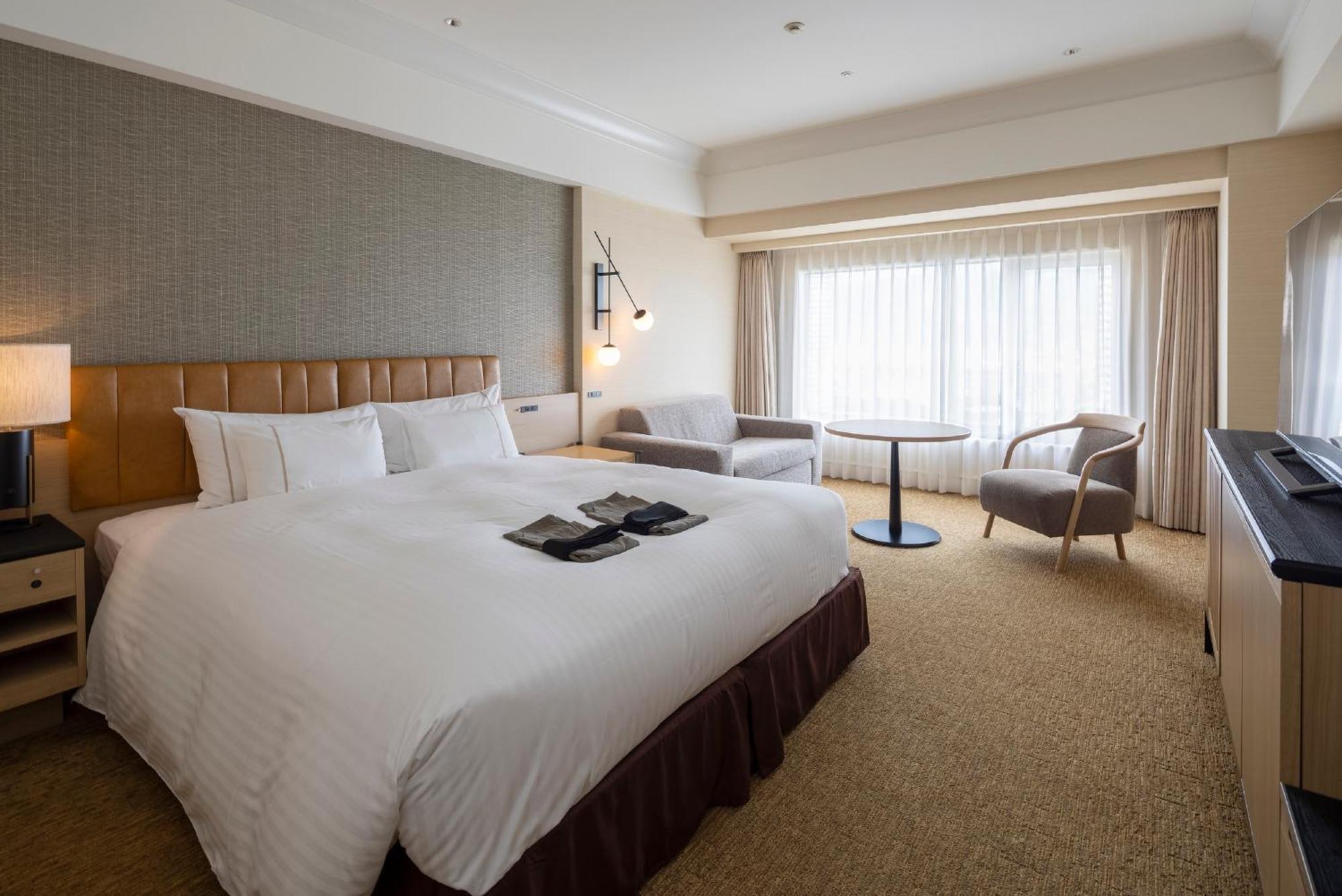 Kobe Bay Sheraton Hotel & Towers Екстериор снимка