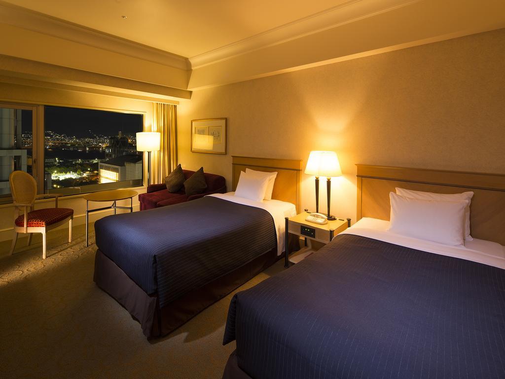 Kobe Bay Sheraton Hotel & Towers Стая снимка
